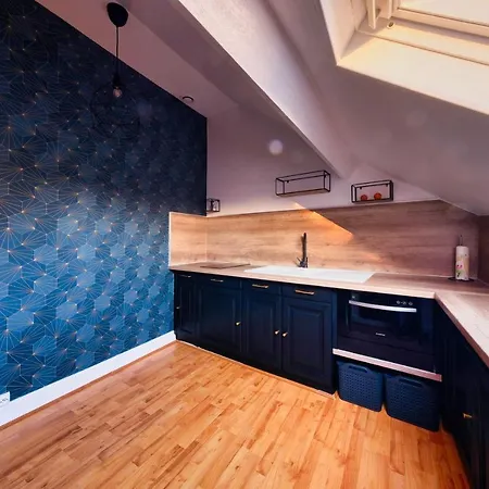 Lnbnb * Cosy * Centre * Face Au Château Appartement *